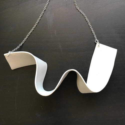 squiggle necklace